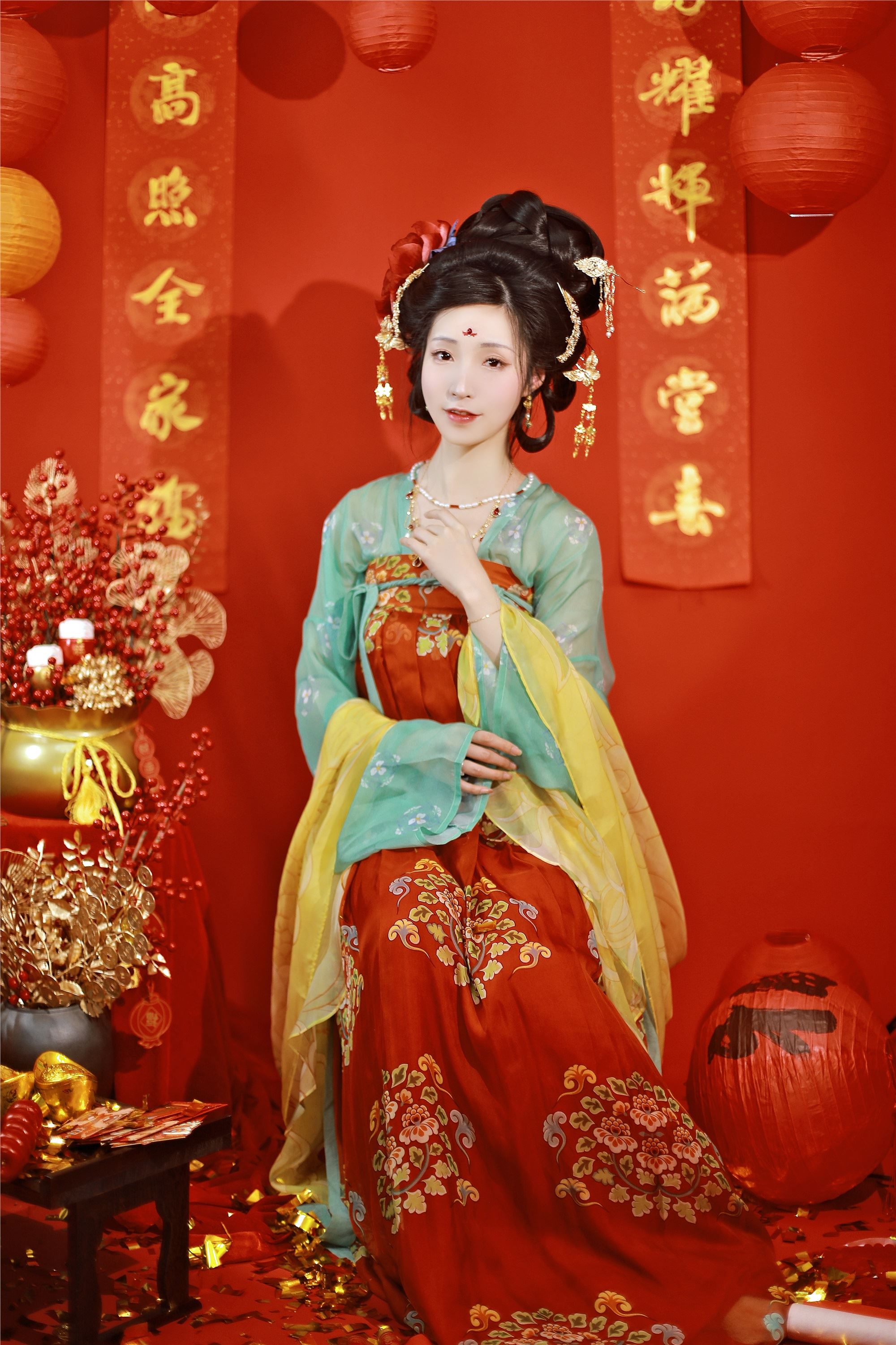 YITUYU艺图语 2025.01.31 烟火年年 李猜